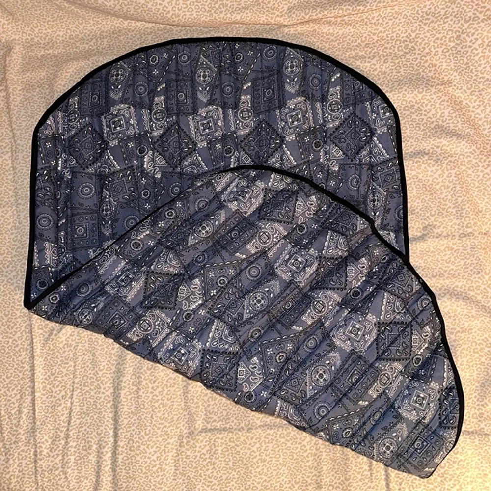 MiraCool Reusable Cooling Dog Mat, Large 26x36 Blue Bandana Pattern